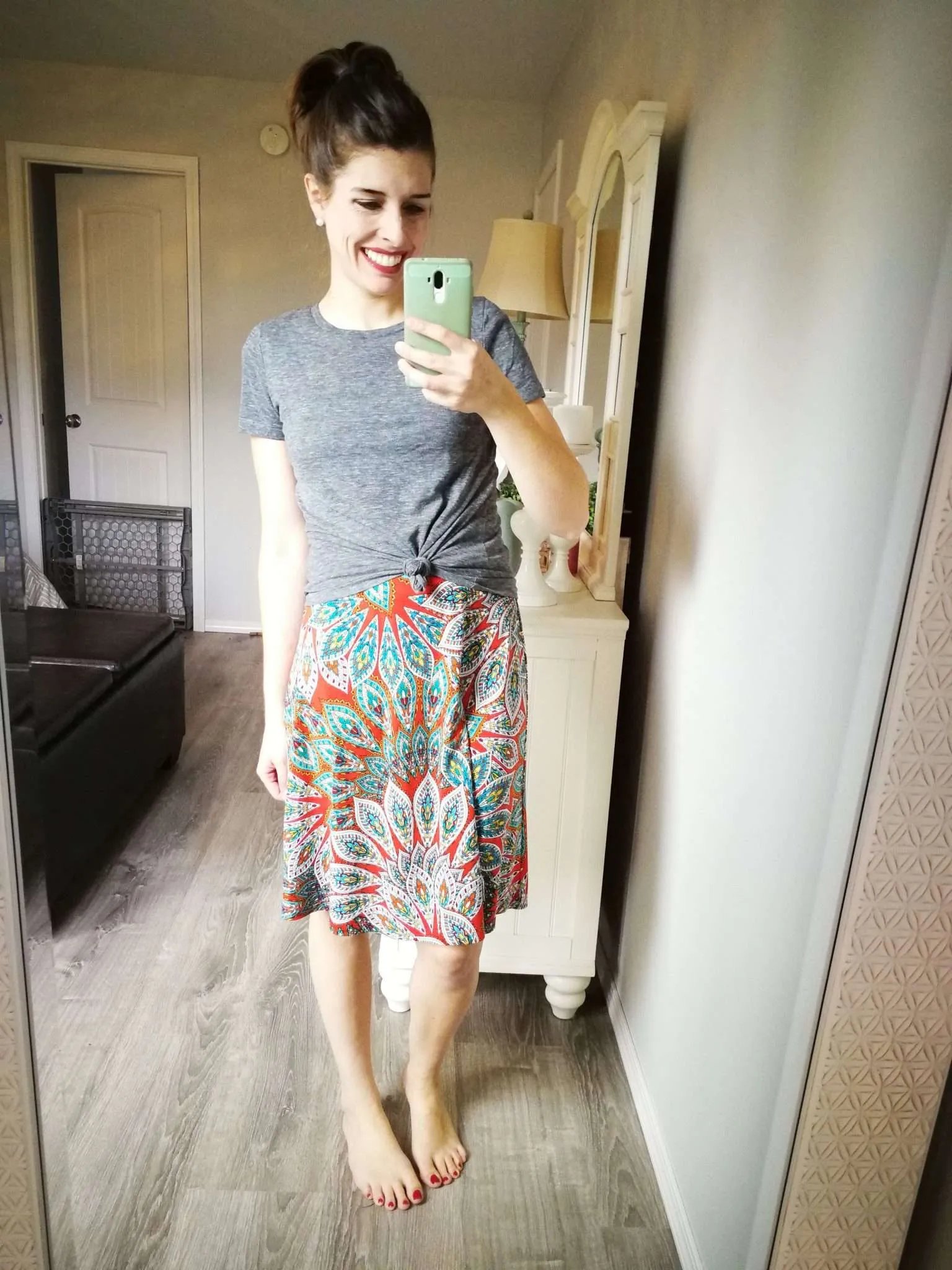 How to wear a shirt over a dress - how to tie a knot on a shirt.