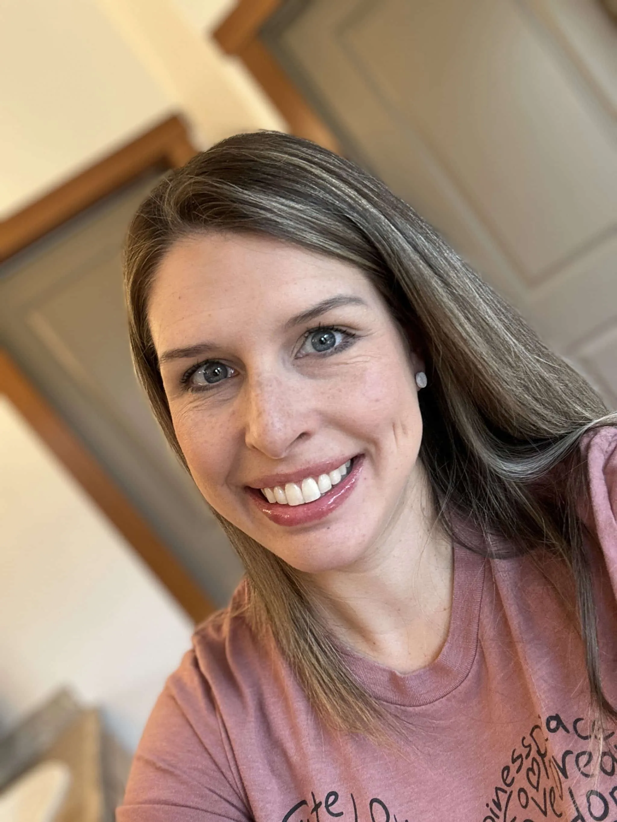 Postpartum tips - how to look beautiful after birth - Finished makeup option 2